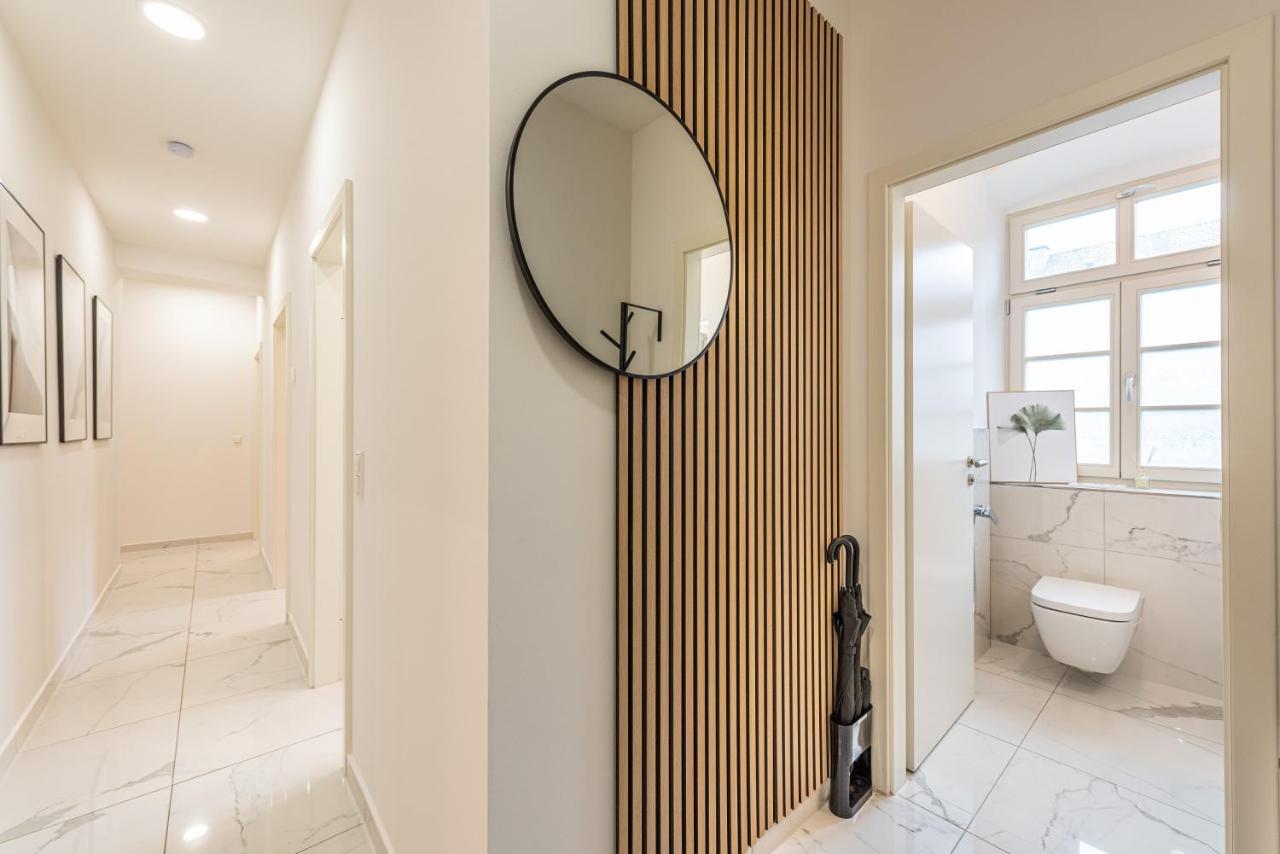 Vivid Luxury Apartment Ludwigsburg - Bluehendes Barock-Forum-Schloss-Modern Ngoại thất bức ảnh