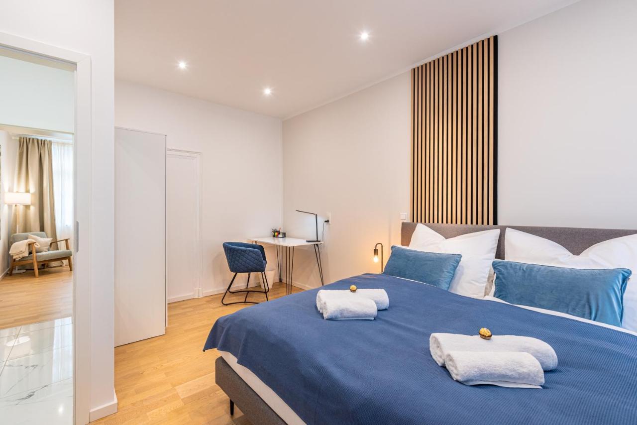 Vivid Luxury Apartment Ludwigsburg - Bluehendes Barock-Forum-Schloss-Modern Ngoại thất bức ảnh